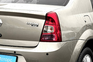 купить Рено Logan 2010, автосалон 