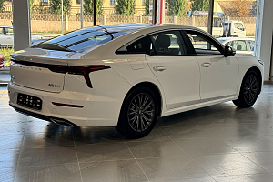 купить ФАВ Bestune B70 2022, автосалон 