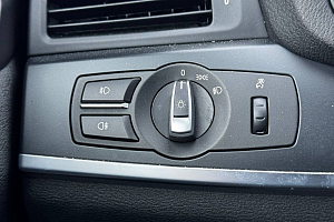 купить БМВ X3 2012, автосалон 