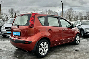 купить Ниссан Note 2006, автосалон 