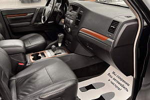 купить Мицубиси Pajero 2007, автосалон 