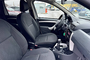 купить Ниссан Terrano 2017, автосалон 