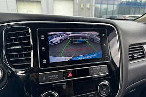 купить Мицубиси Outlander 2019, автосалон 
