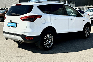 купить Форд Kuga 2013, автосалон 