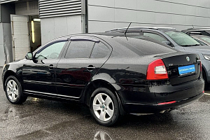 купить Шкода Octavia 2011, автосалон 