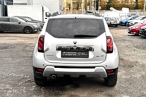 купить Рено Duster 2017, автосалон 
