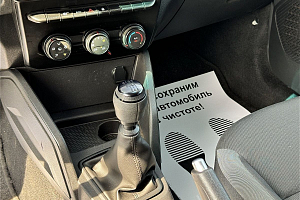 купить Дачиа Duster 2019, автосалон 