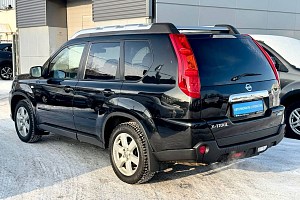 купить Ниссан X-Trail 2010, автосалон 