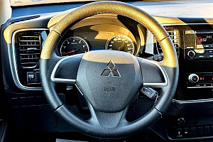 купить Мицубиси Outlander 2020, автосалон 