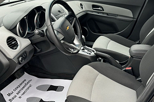 купить Шевроле Cruze 2013, автосалон 