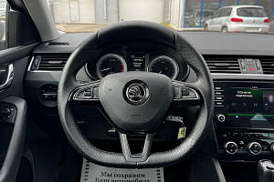 купить Шкода Octavia 2018, автосалон 