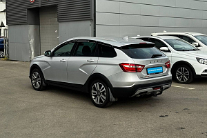 купить Лада Vesta 2018, автосалон 