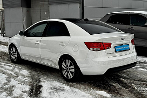 купить Кия Cerato 2013, автосалон 