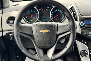 купить Шевроле Cruze 2013, автосалон 