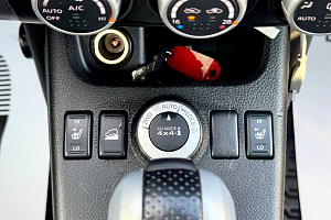 купить Ниссан X-Trail 2010, автосалон 