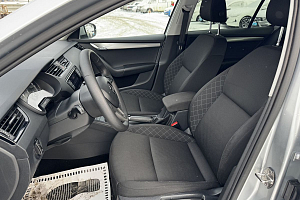 купить Шкода Octavia 2019, автосалон 