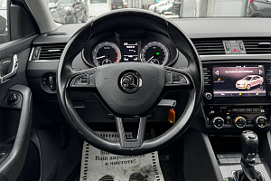 купить Шкода Octavia 2019, автосалон 