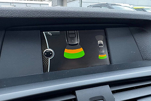 купить БМВ X3 2012, автосалон 