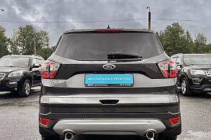 купить Форд Kuga 2018, автосалон 
