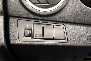 купить ФАВ Besturn X40 2019, автосалон 