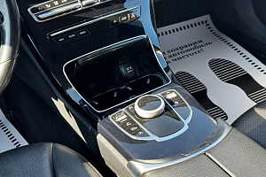 купить Мерседес C-Класс 2018, автосалон 