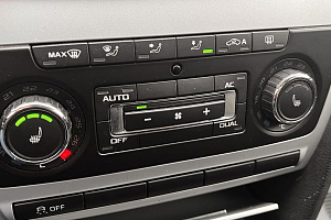 купить Шкода Octavia 2010, автосалон 