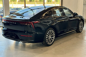 купить ФАВ Bestune B70 2023, автосалон 
