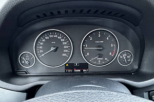 купить БМВ X3 2012, автосалон 