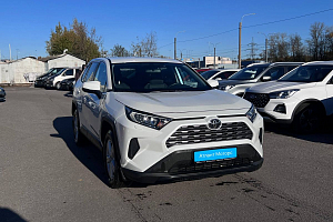 купить Тойота RAV4 2020, автосалон 