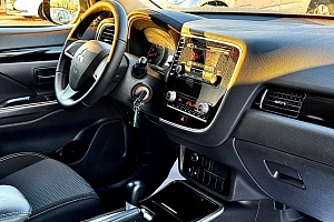 купить Мицубиси Outlander 2020, автосалон 