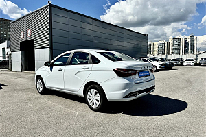 купить Лада Vesta 2023, автосалон 
