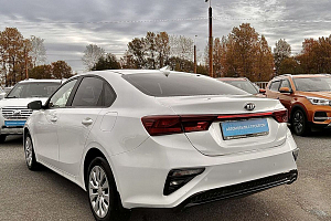 купить Кия Cerato 2021, автосалон 