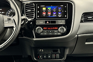 купить Мицубиси Outlander 2018, автосалон 