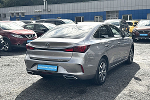 купить Чанган Eado Plus 2023, автосалон 
