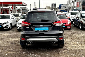 купить Форд Kuga 2013, автосалон 