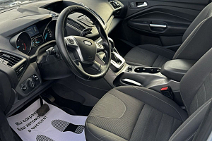 купить Форд Kuga 2014, автосалон 