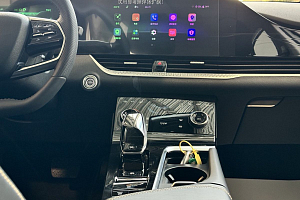 купить ФАВ Bestune B70 2022, автосалон 