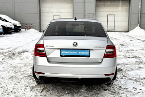 купить Шкода Octavia 2019, автосалон 