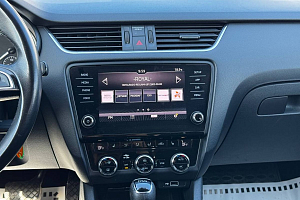 купить Шкода Octavia 2019, автосалон 