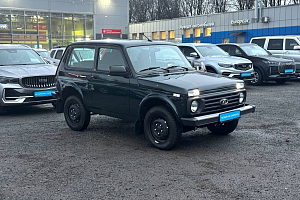 купить Лада Niva Legend 2025, автосалон 