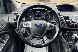 купить Форд Kuga 2013, автосалон 