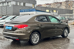купить Ситроен C4 2017, автосалон 