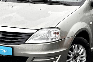 купить Рено Logan 2010, автосалон 