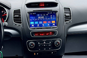 купить Кия Sorento 2014, автосалон 