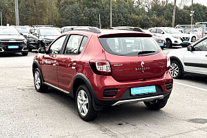 купить Рено Sandero 2017, автосалон 