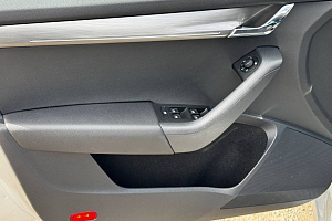 купить Шкода Octavia 2018, автосалон 