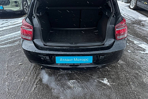 купить БМВ 1 серии 2013, автосалон 