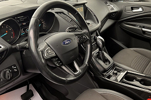 купить Форд Kuga 2018, автосалон 