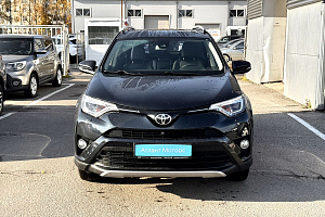 купить Тойота RAV4 2017, автосалон 