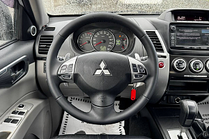 купить Мицубиси Pajero Sport 2014, автосалон 